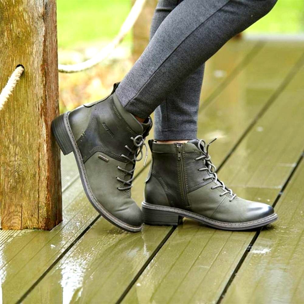 josef Seibel Waterproof Fur Lined Boots rustic outdoor winter warm comfy casual